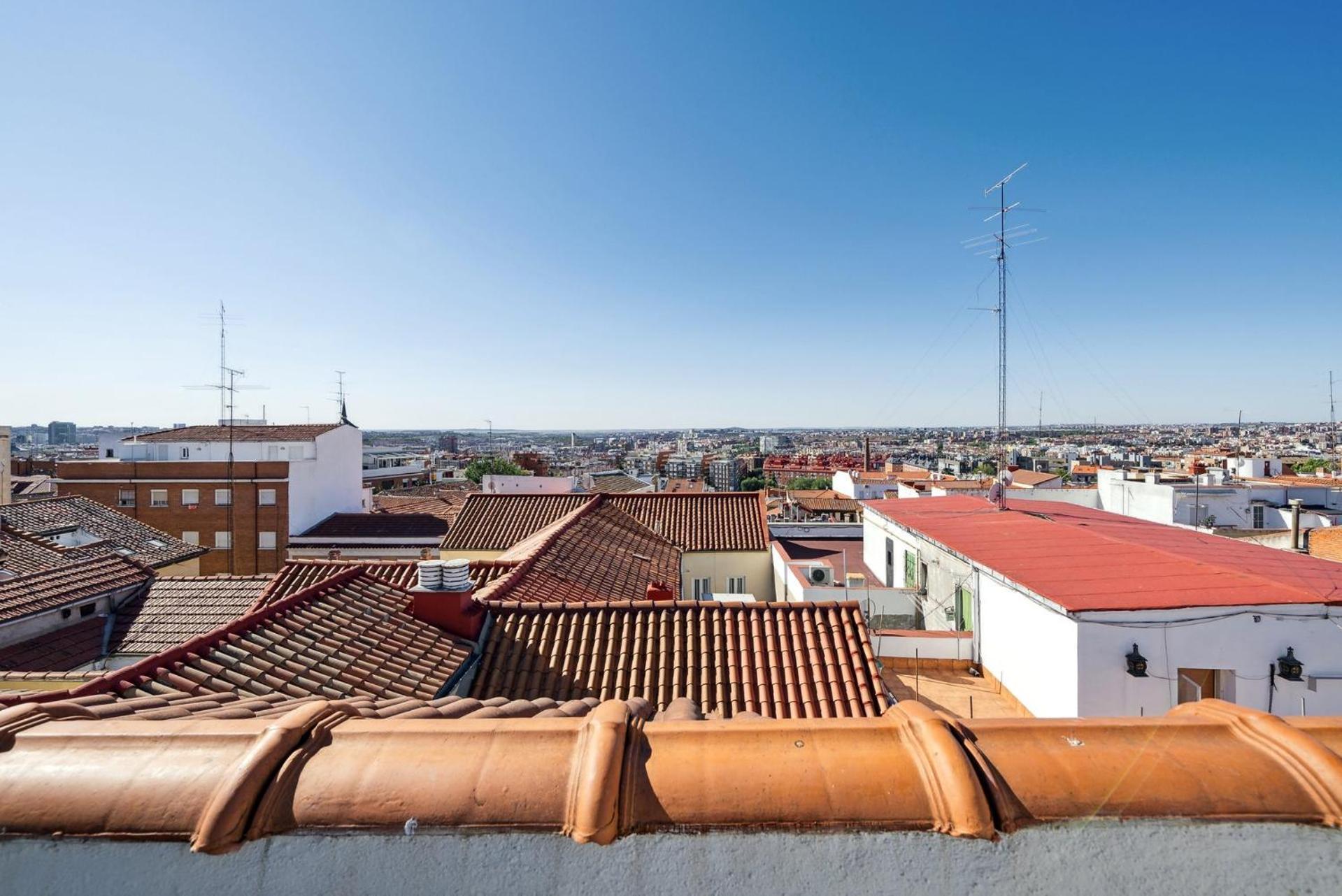 Limehome Madrid Calle De Santa Ana - Estancia Temporal Ngoại thất bức ảnh