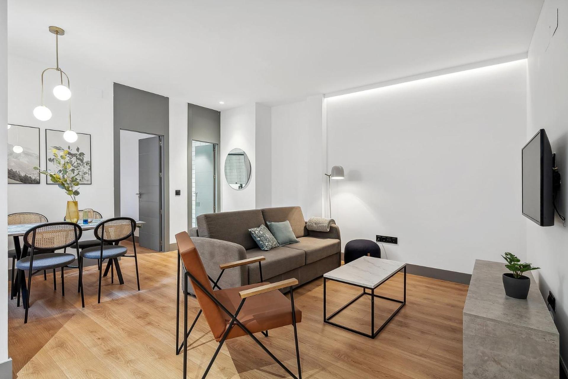 Limehome Madrid Calle De Santa Ana - Estancia Temporal Ngoại thất bức ảnh