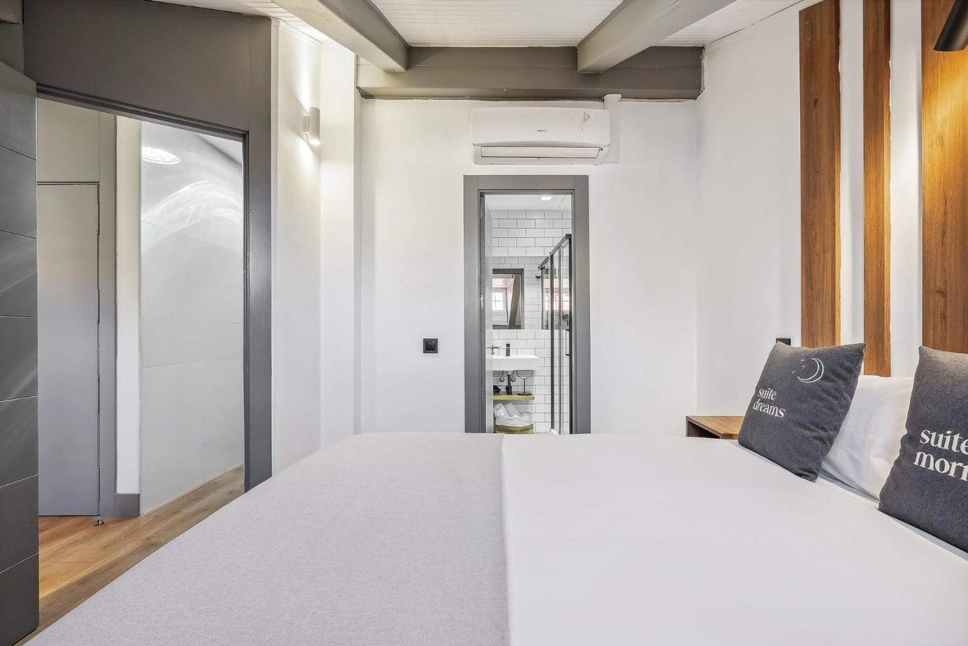 Limehome Madrid Calle De Santa Ana - Estancia Temporal Ngoại thất bức ảnh