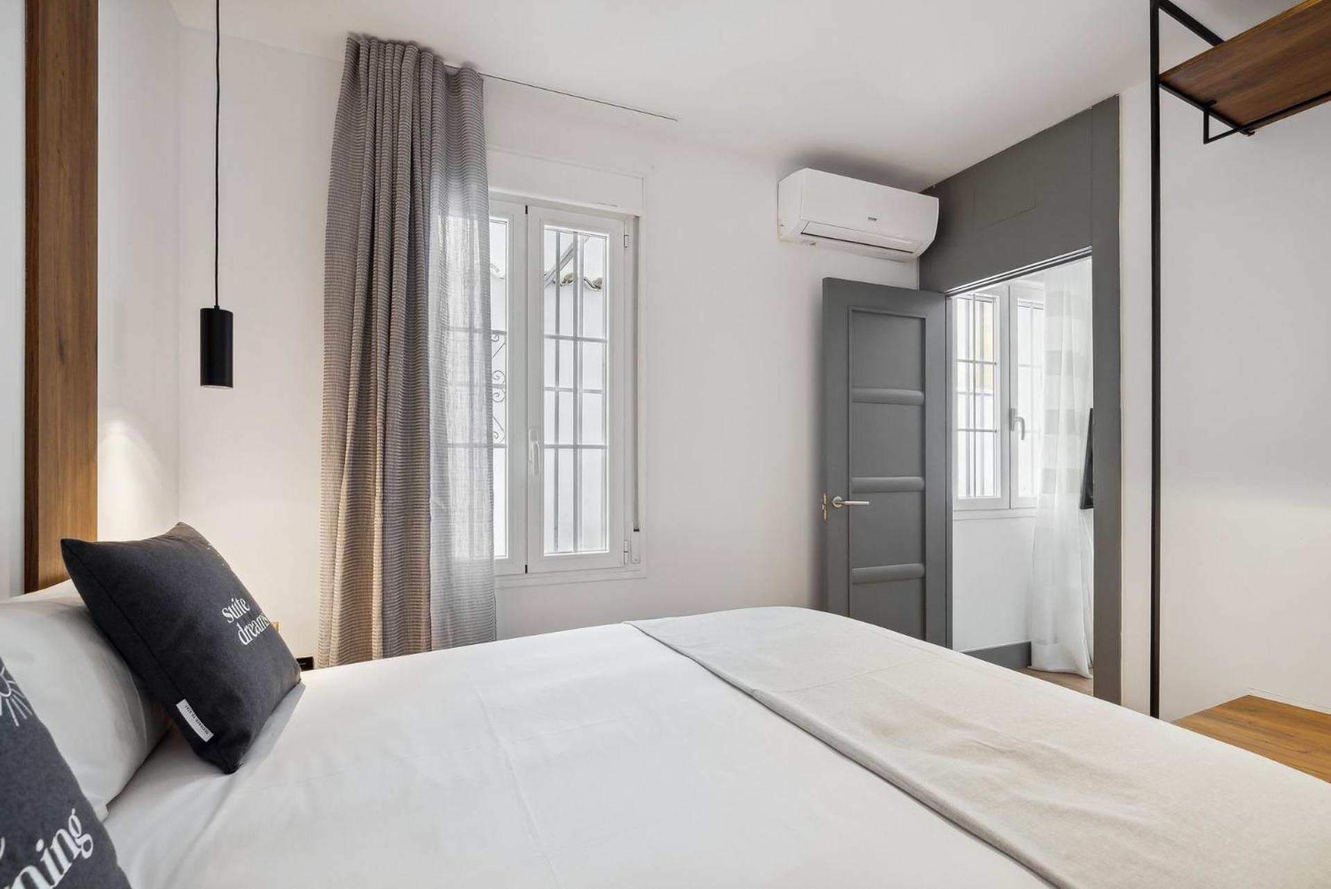 Limehome Madrid Calle De Santa Ana - Estancia Temporal Ngoại thất bức ảnh